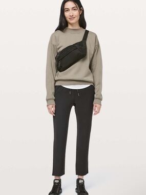 Lululemon On The Fly Pant Woven 27" Black Size 6